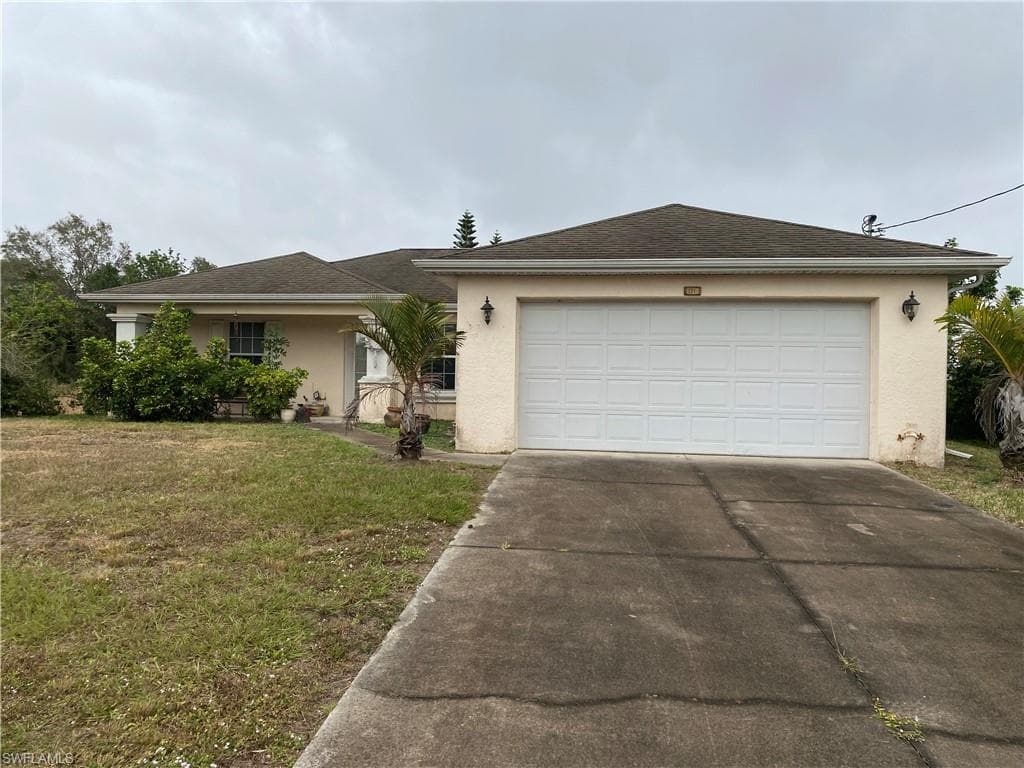 331 Ranier AVE LEHIGH ACRES, FL 33974