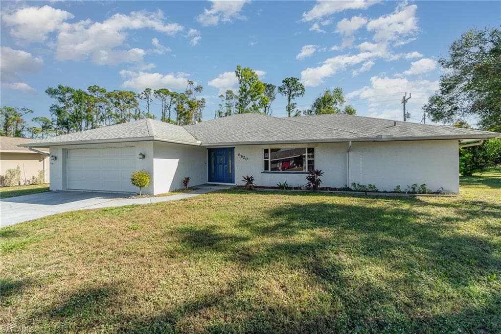 8820 Fordham ST FORT MYERS, FL 33907