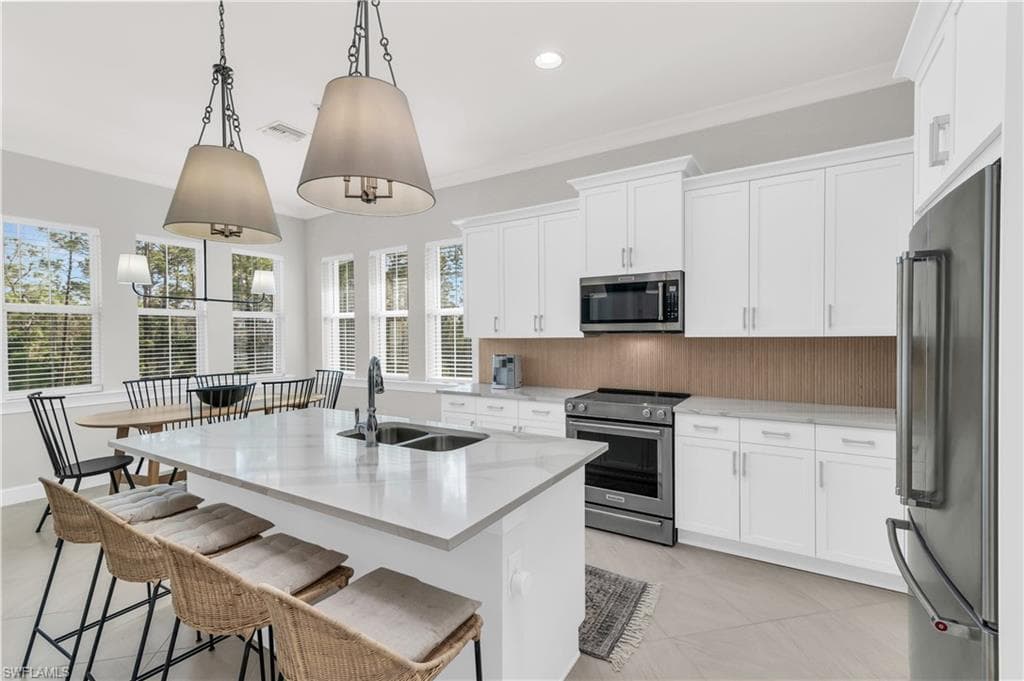 6522 Dominica DR 202 NAPLES, FL 34113