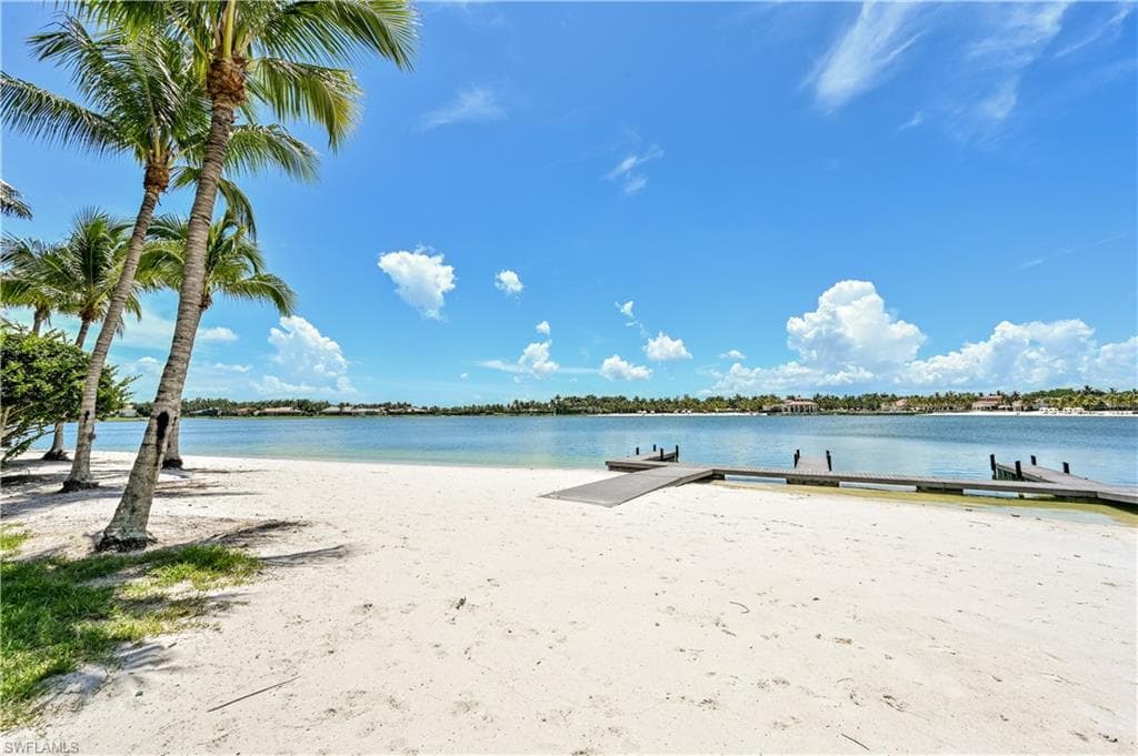 10761 Vivaldi CT 1301 MIROMAR LAKES, FL 33913
