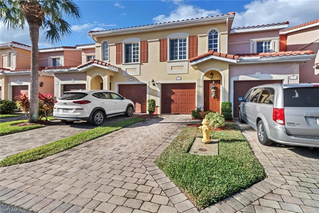 10115 Villagio Palms WAY 204 ESTERO, FL 33928