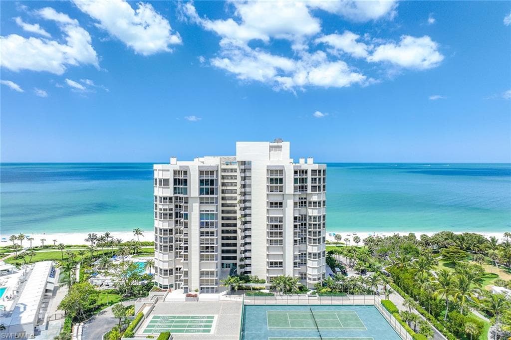 4051 Gulf Shore BLVD N 201 NAPLES, FL 34103