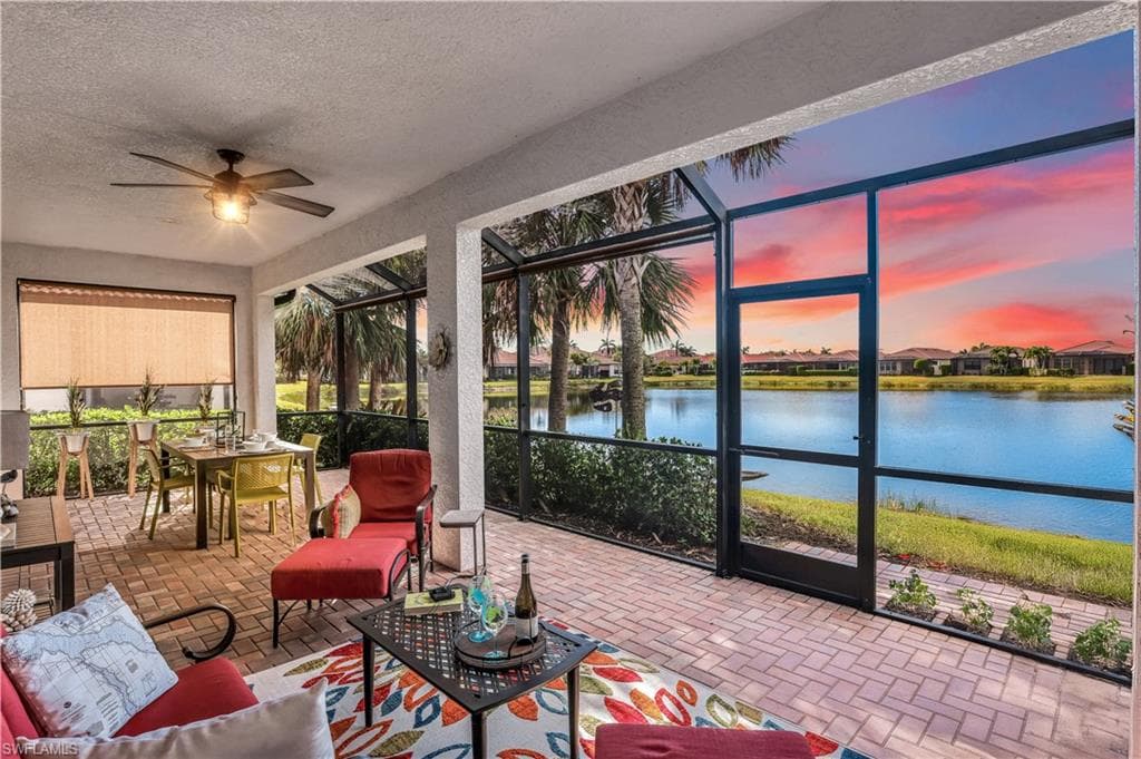 1483 Oceania DR S NAPLES, FL 34113