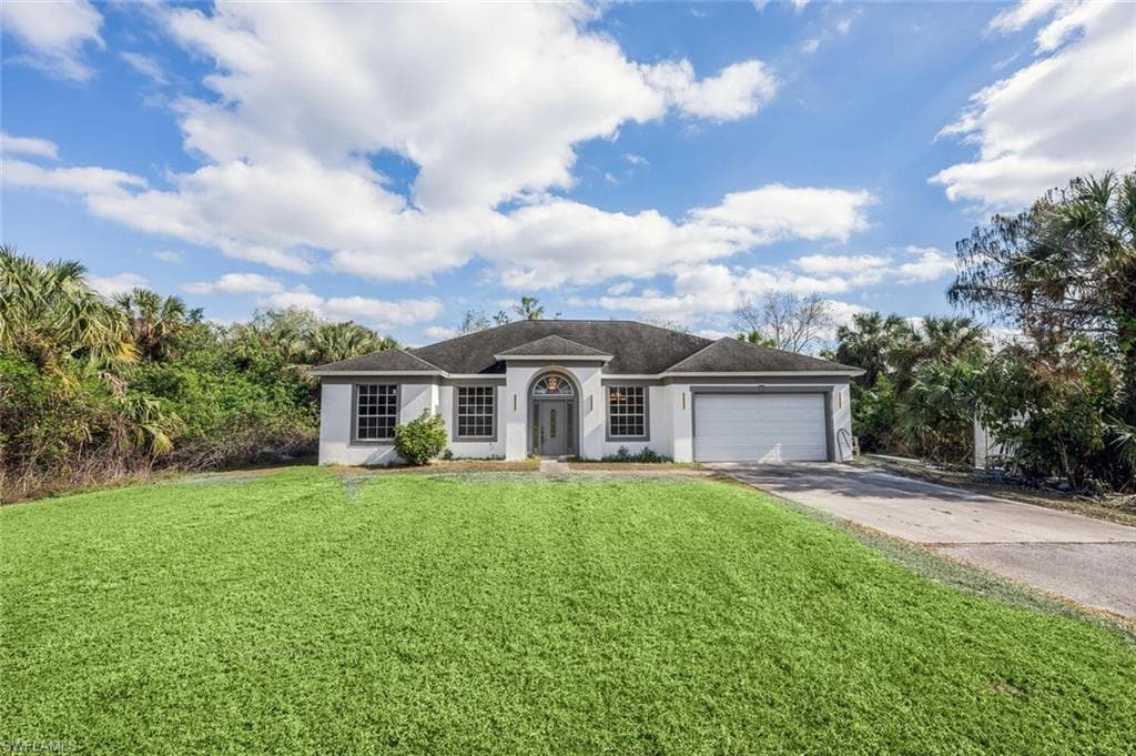 4220 Wilson BLVD N NAPLES, FL 34120