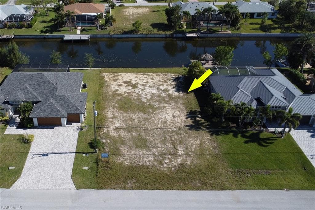 3009 SW 11th PL CAPE CORAL, FL 33914