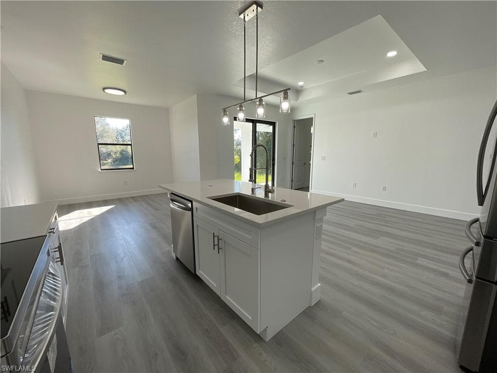 820 Anaconda AVE S LEHIGH ACRES, FL 33974