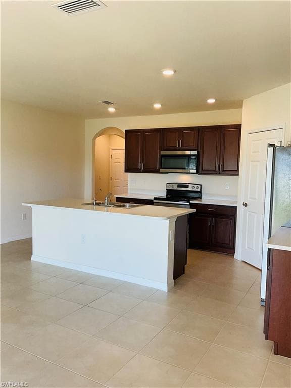 2038 Santa Barbara BLVD N CAPE CORAL, FL 33993