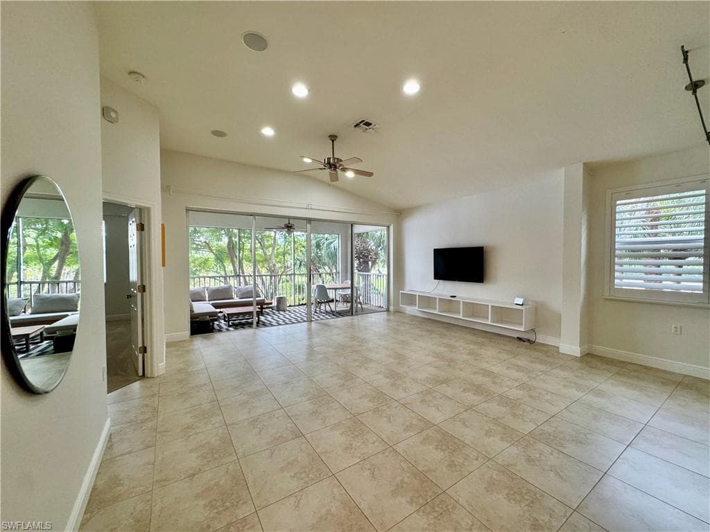 7102 Pond Cypress CT 202 NAPLES, FL 34109