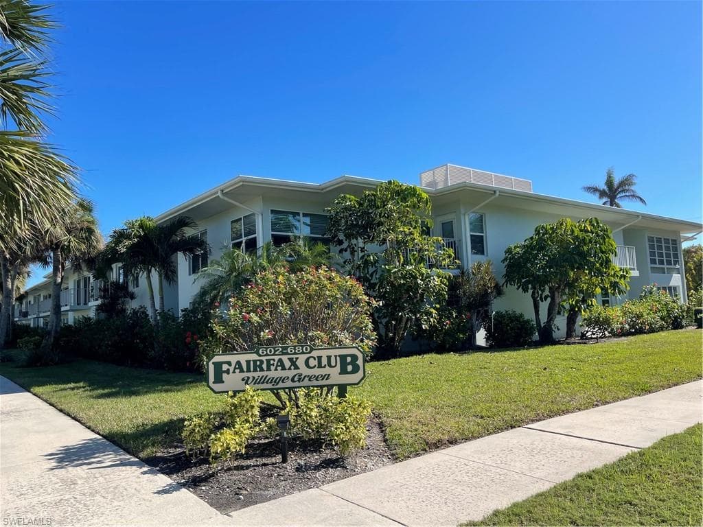 634 12th AVE S 634 NAPLES, FL 34102