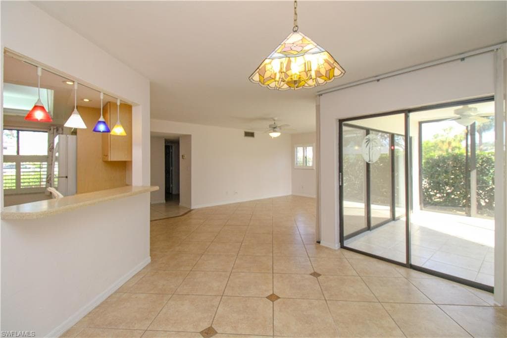 589 Beachwalk CIR P104 NAPLES, FL 34108