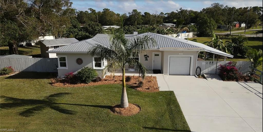 1270 Driftwood DR NORTH FORT MYERS, FL 33903