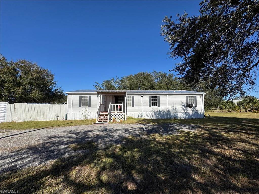 1465 Horseshoe LOOP MOORE HAVEN, FL 33471