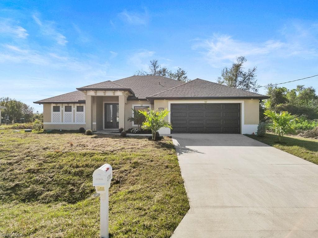 3703 17th ST W LEHIGH ACRES, FL 33971