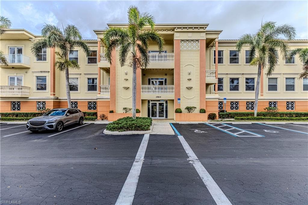 3960 Radio RD 107 NAPLES, FL 34104