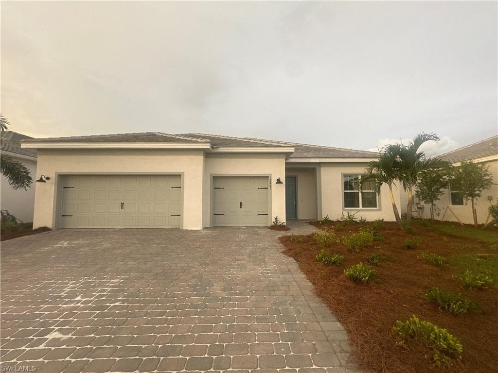 12407 Citrine ST ALVA, FL 33920