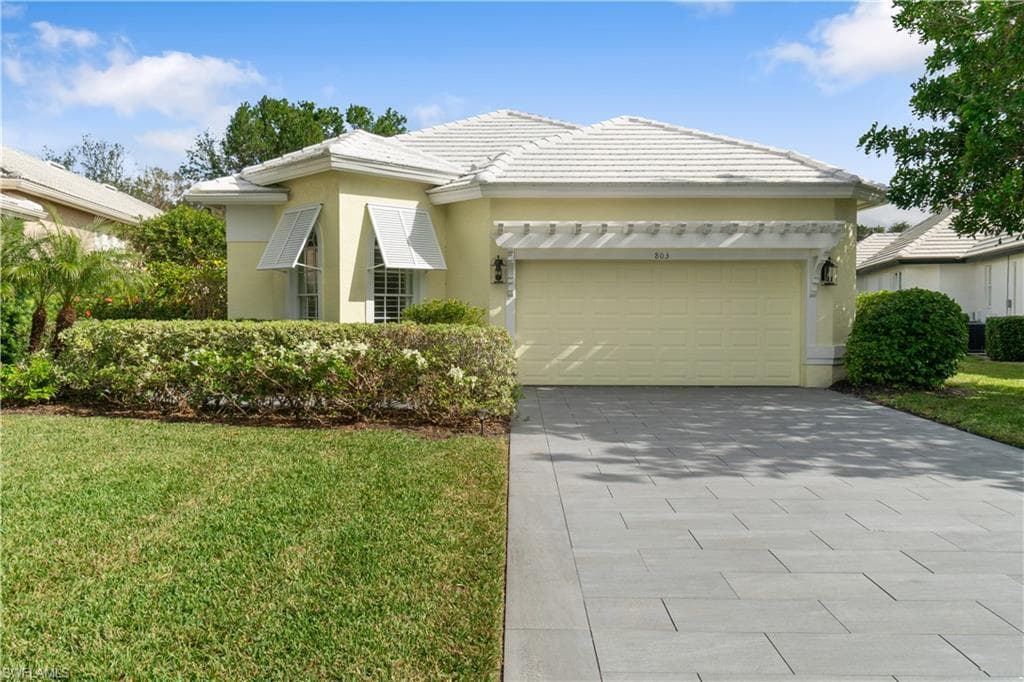 803 Ashburton DR NAPLES, FL 34110
