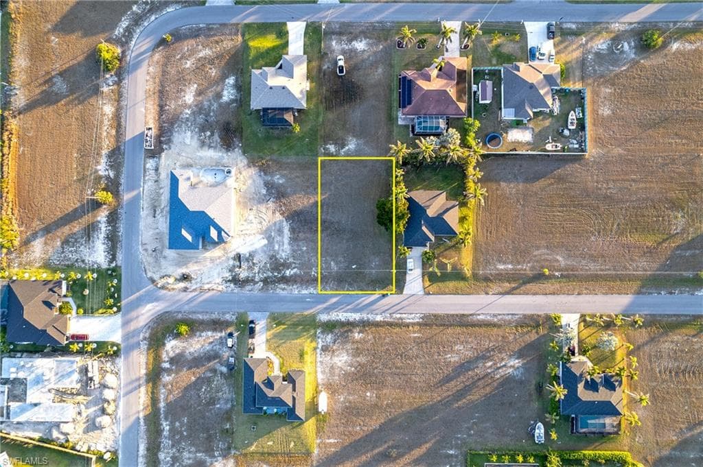 4608 NW 31st TER CAPE CORAL, FL 33993