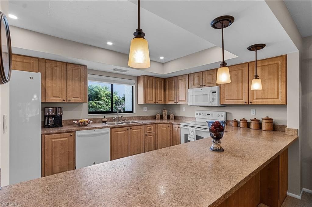 4575 Trawler CT 201 FORT MYERS, FL 33919