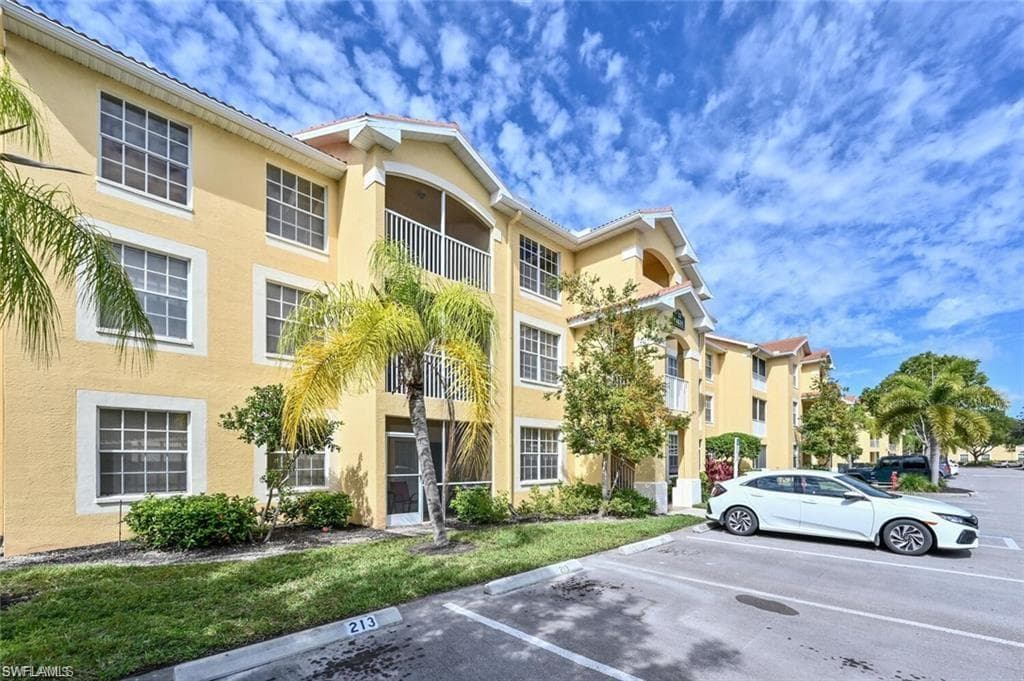 4630 Saint Croix LN 834 NAPLES, FL 34109