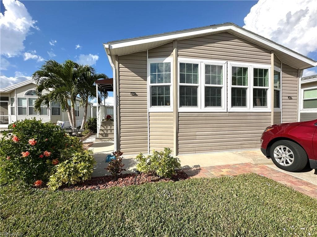 4550 Liberty LN E ESTERO, FL 33928
