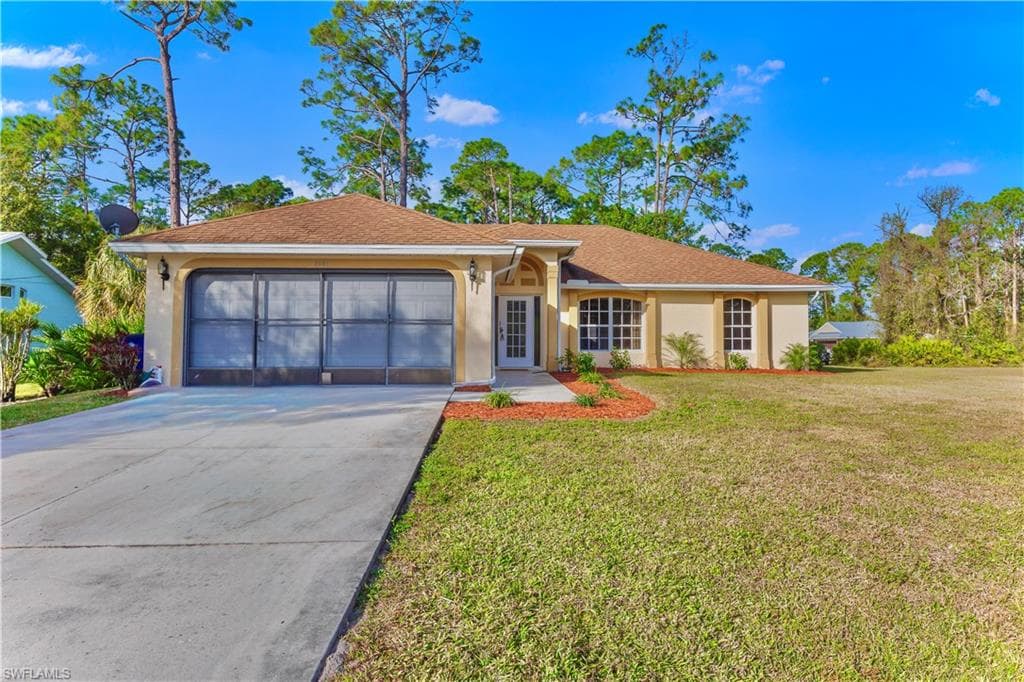 2906 E 3rd ST LEHIGH ACRES, FL 33936