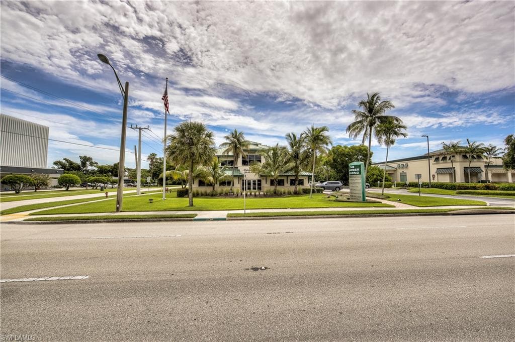 2390 Tamiami TRL N 106 NAPLES, FL 34103