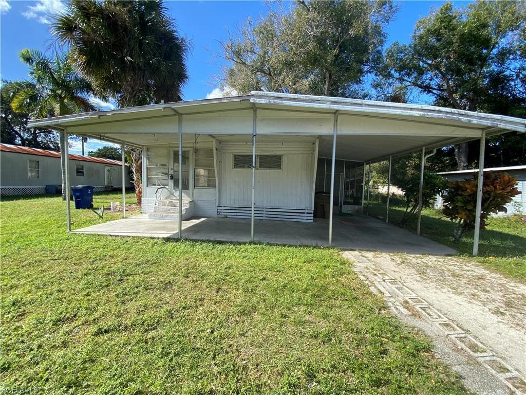 4110 Palm LN FORT MYERS, FL 33905