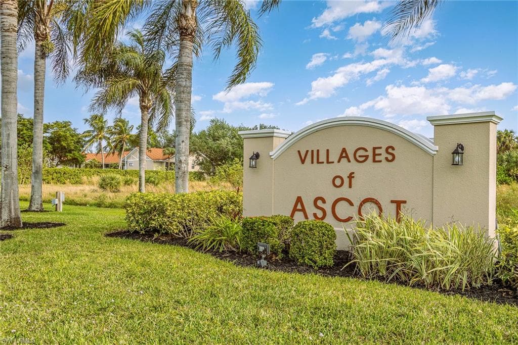 9619 Eaton Gardens LN 2 FORT MYERS, FL 33919