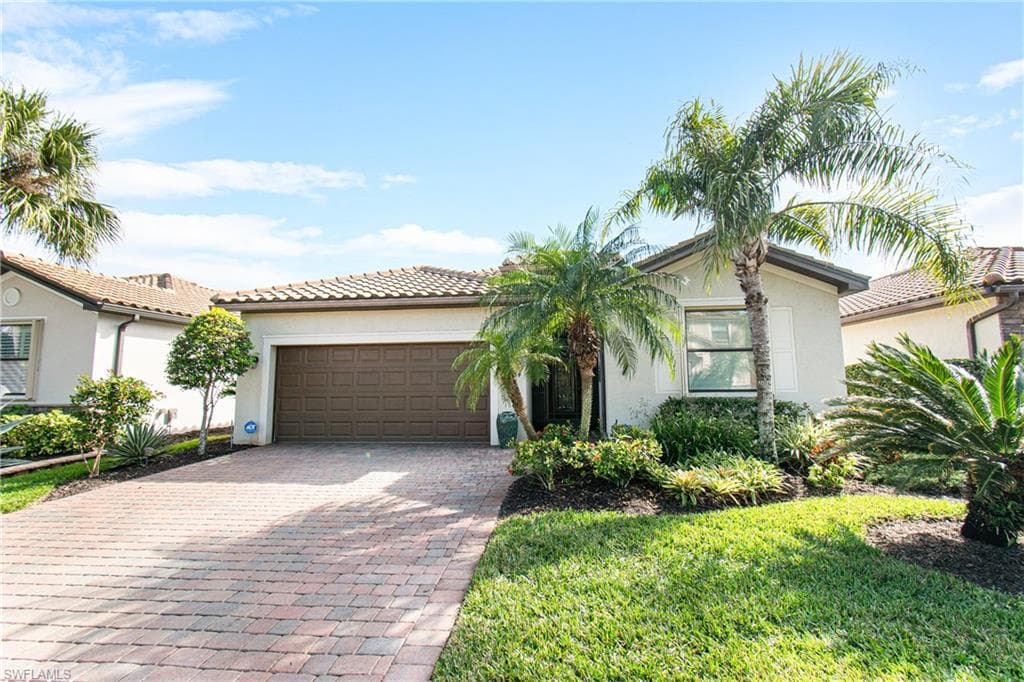 11284 Red Bluff LN FORT MYERS, FL 33912
