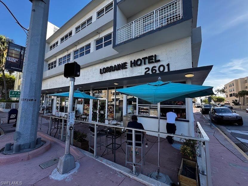 2601 COLLINS AVE 3 MIAMI BEACH, FL 33140