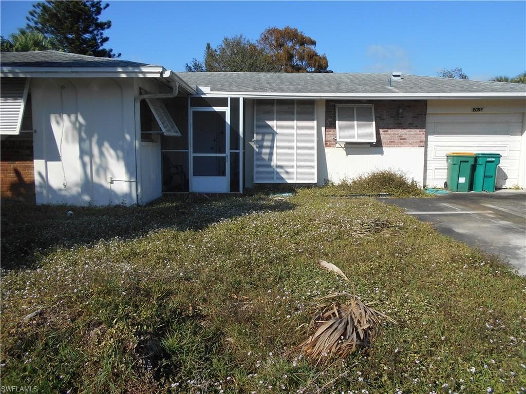 2091 43rd LN SW NAPLES, FL 34116
