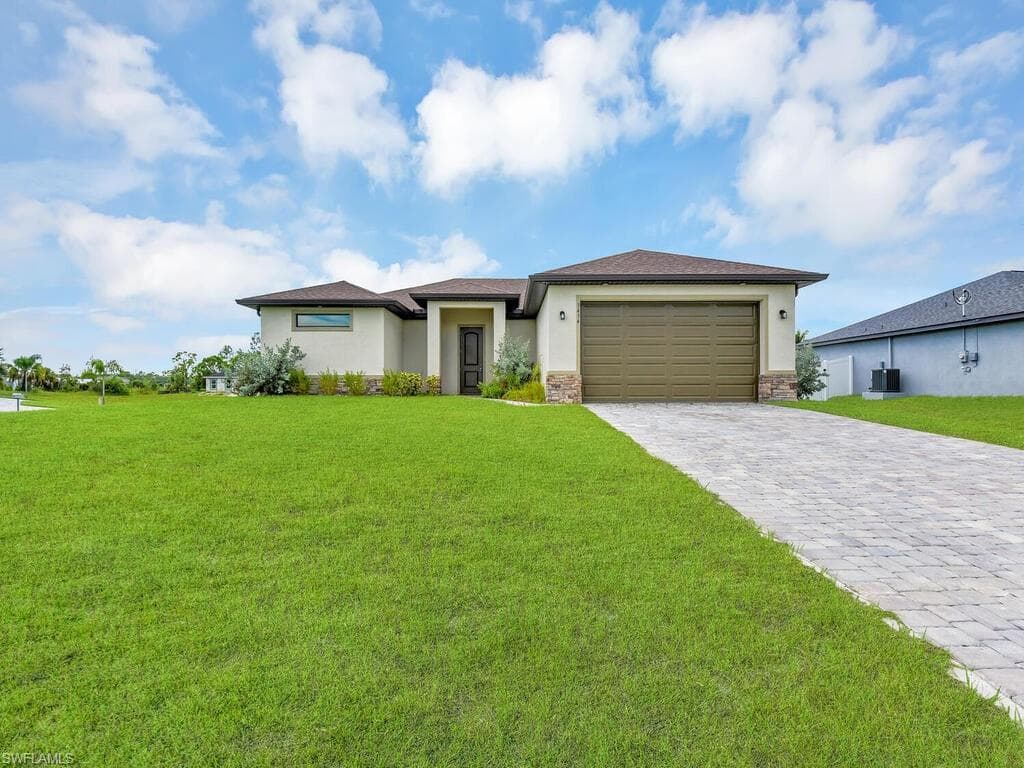 3434 NE 11th AVE CAPE CORAL, FL 33909