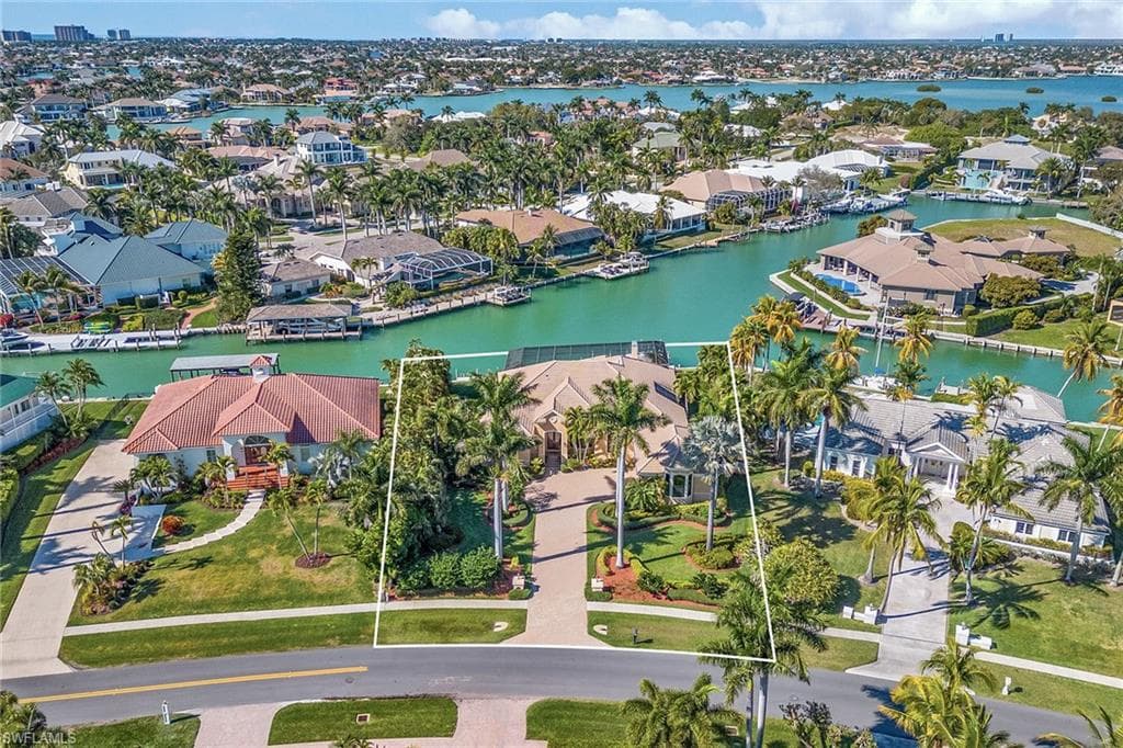 1520 Caxambas CT MARCO ISLAND, FL 34145