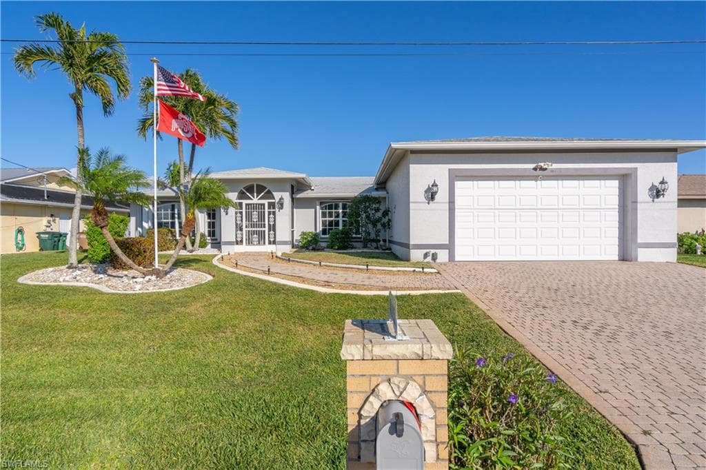 4225 SE 8th AVE CAPE CORAL, FL 33904