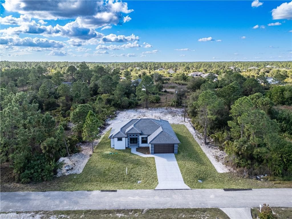 1205 Hibiscus AVE LEHIGH ACRES, FL 33972
