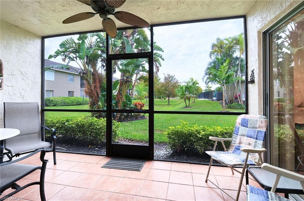 5695 Rattlesnake Hammock RD B104 NAPLES, FL 34113