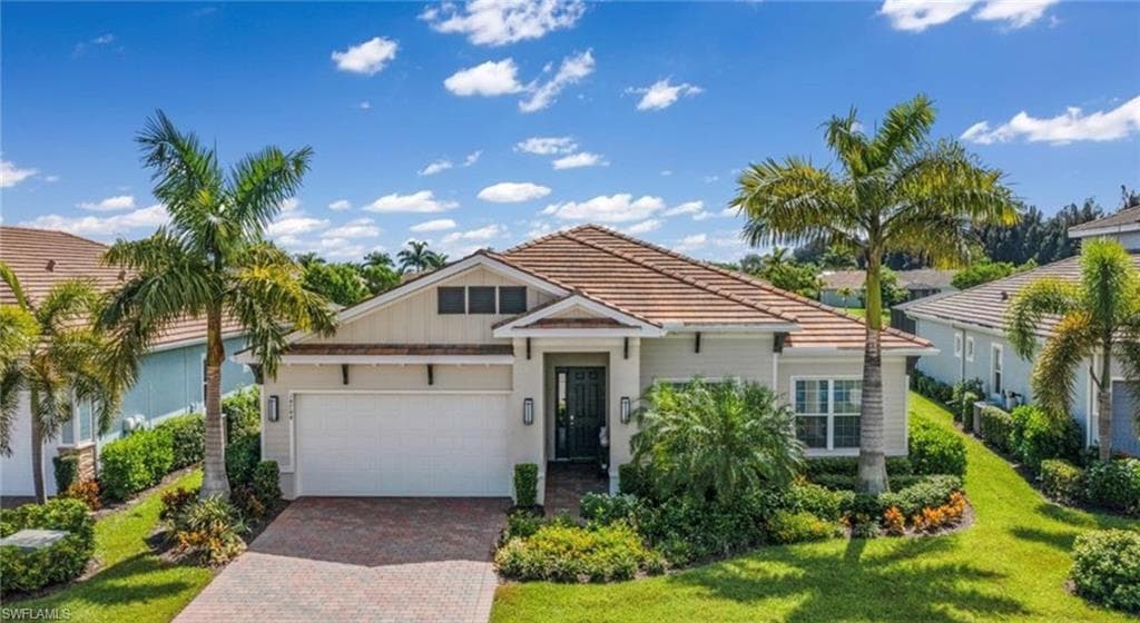 14744 Windward LN NAPLES, FL 34114