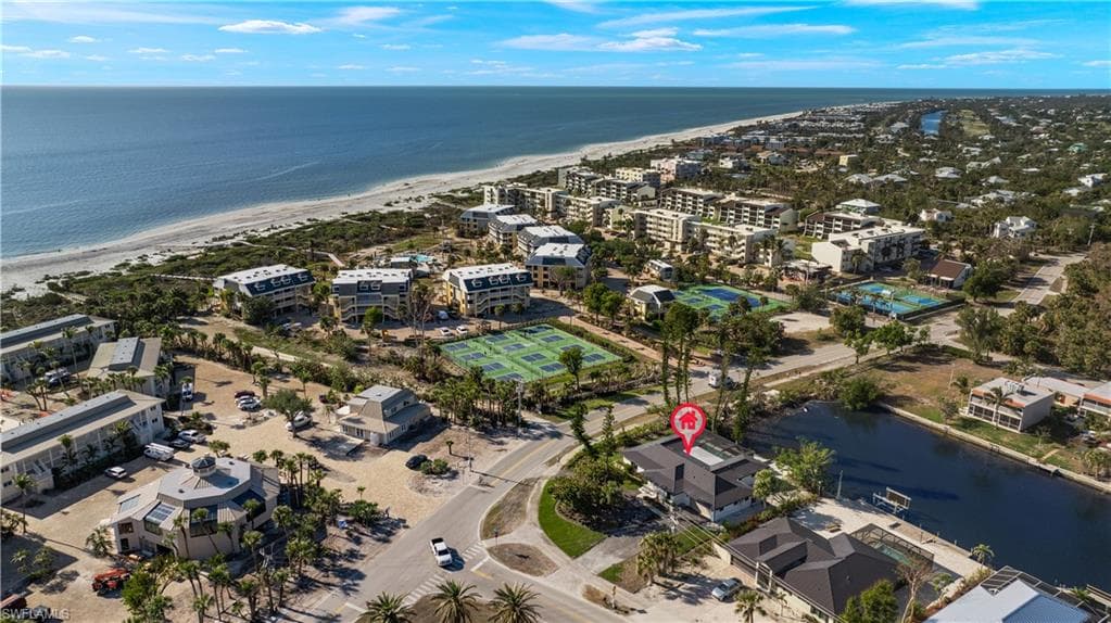 803 Lindgren BLVD SANIBEL, FL 33957
