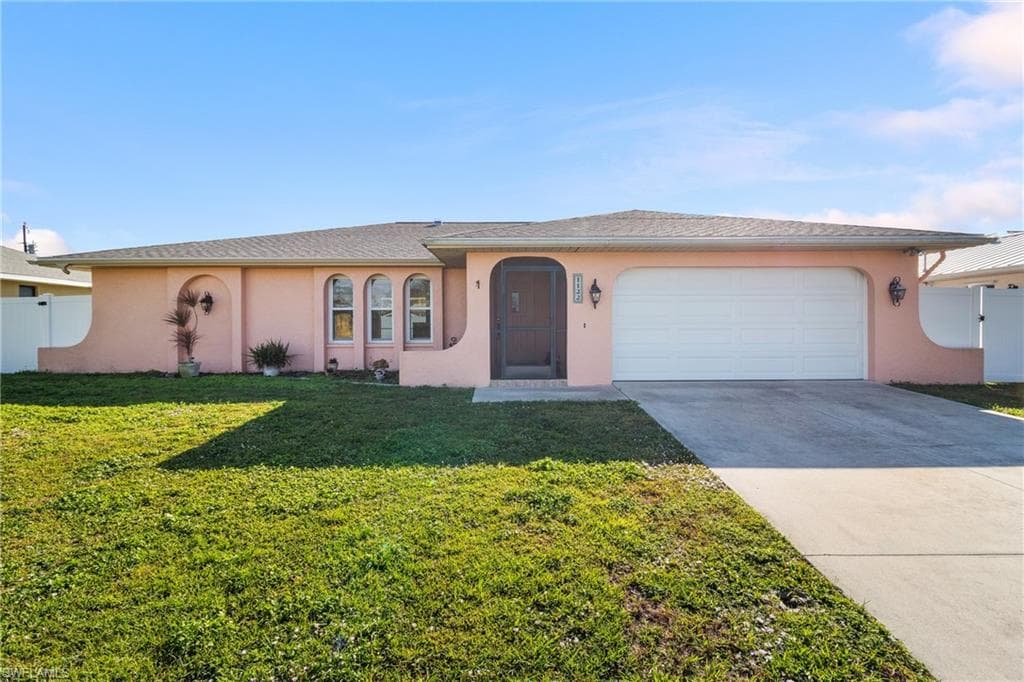 1122 SE 21st LN CAPE CORAL, FL 33990