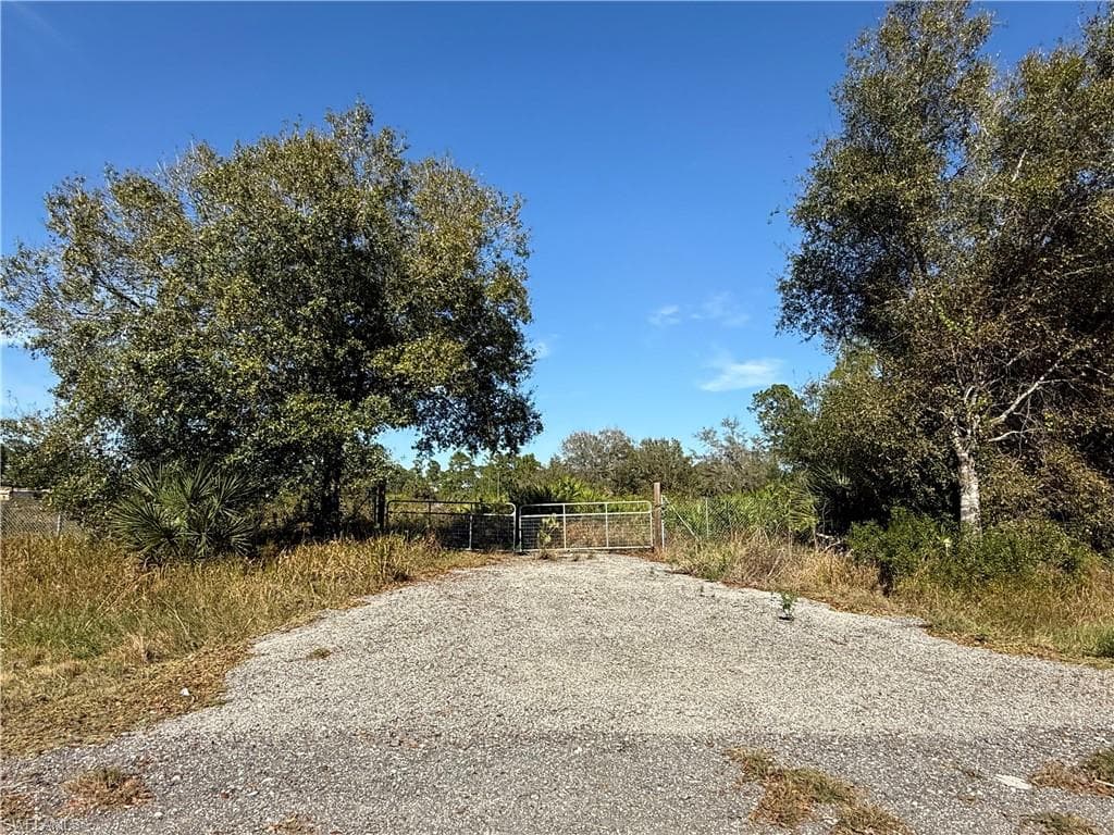 839 Appaloosa AVE CLEWISTON, FL 33440