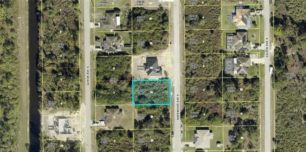 558 Sherwood AVE S LEHIGH ACRES, FL 33974