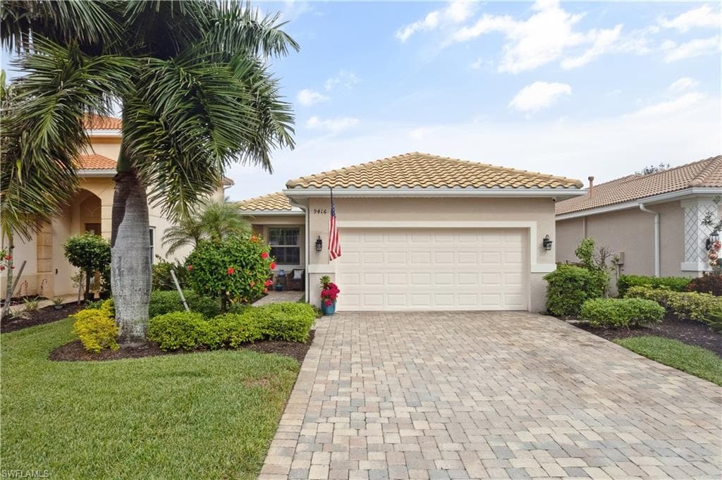 9416 La Bianco ST ESTERO, FL 33967