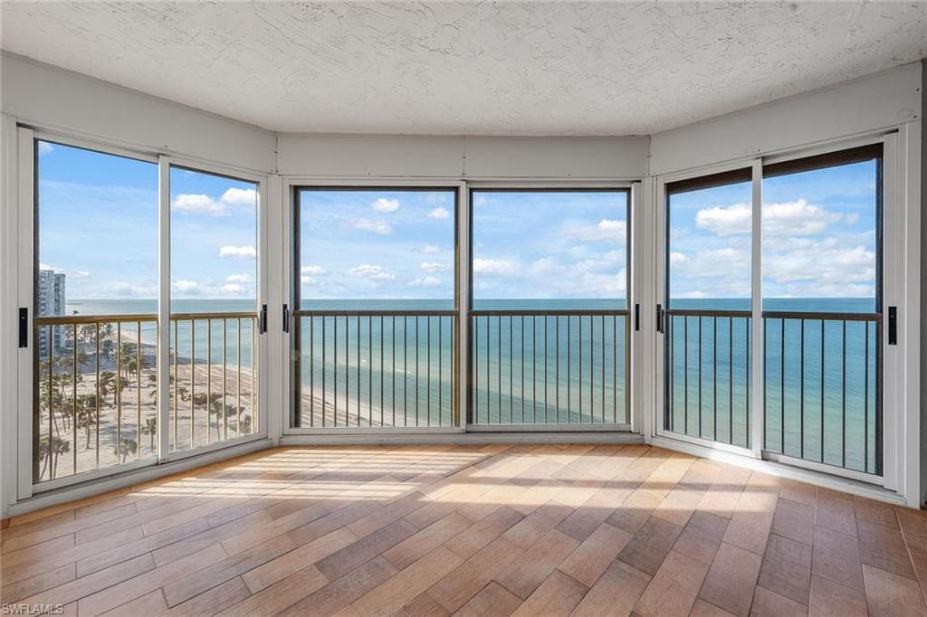 4051 Gulf Shore BLVD N 1104 NAPLES, FL 34103