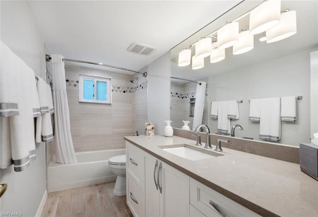 577 Beachwalk CIR R104 NAPLES, FL 34108