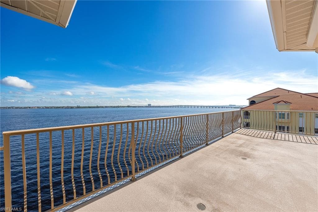 4235 SE 20th PL A505 CAPE CORAL, FL 33904