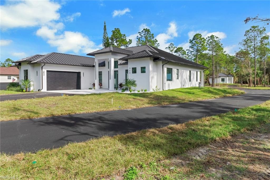 368 14th ST SE NAPLES, FL 34117