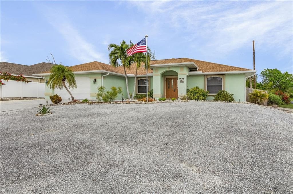 3462 Manatee DR ST. JAMES CITY, FL 33956
