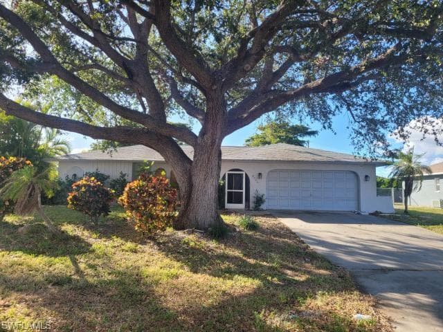 3206 1st AVE CAPE CORAL, FL 33914