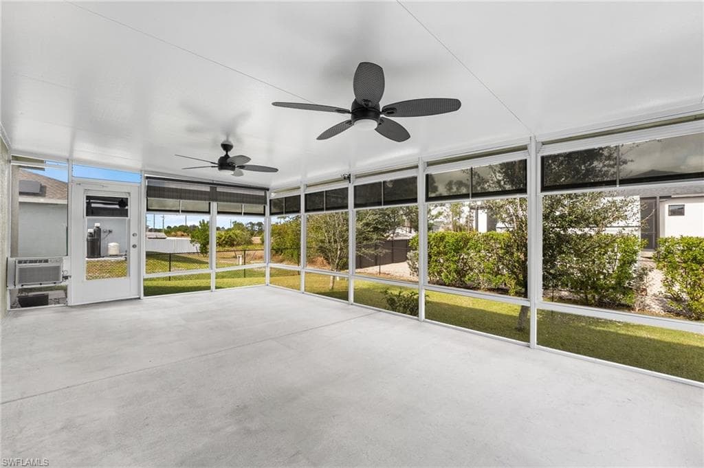 3004 24th ST SW LEHIGH ACRES, FL 33976