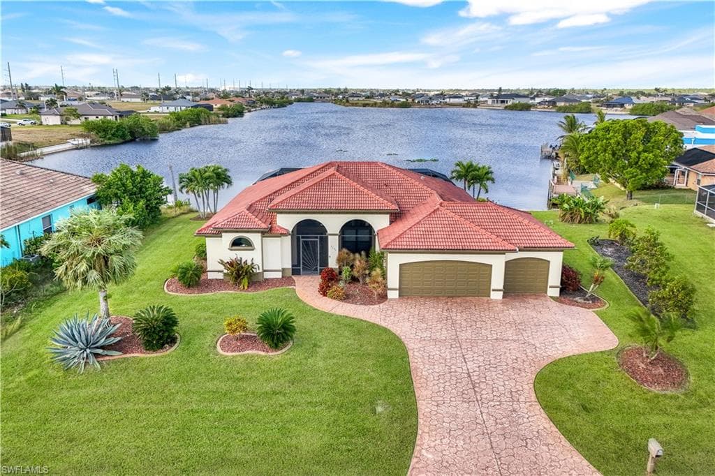 2504 NW 3rd PL CAPE CORAL, FL 33993